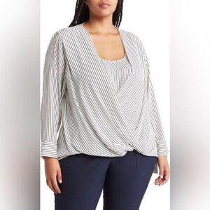 NWT Tahari Women Top plus size 1X/TG  striped Blouse long sleeves black/white